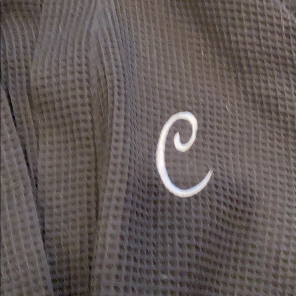 Robe with initial C - Picture 2 of 2